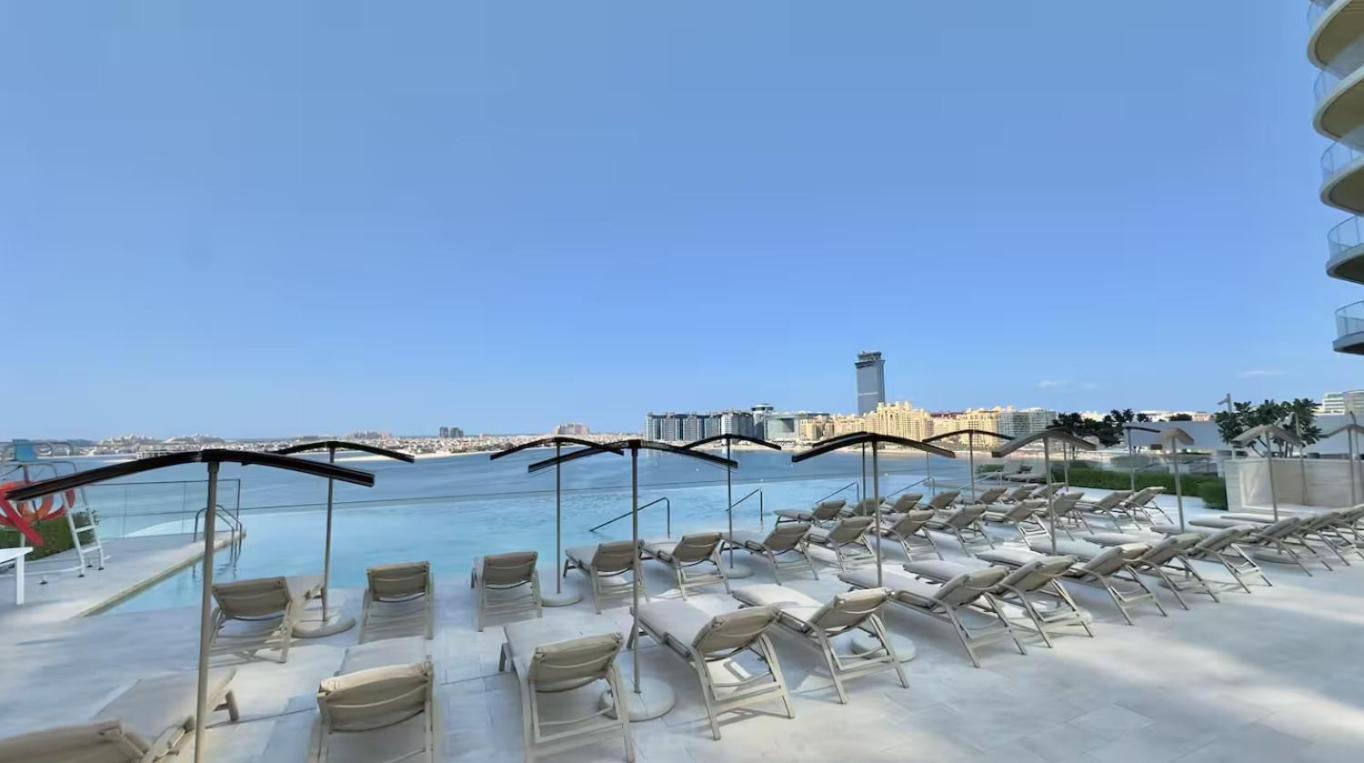 1br Coastal Retreat At Emaar Beachfront Appartement