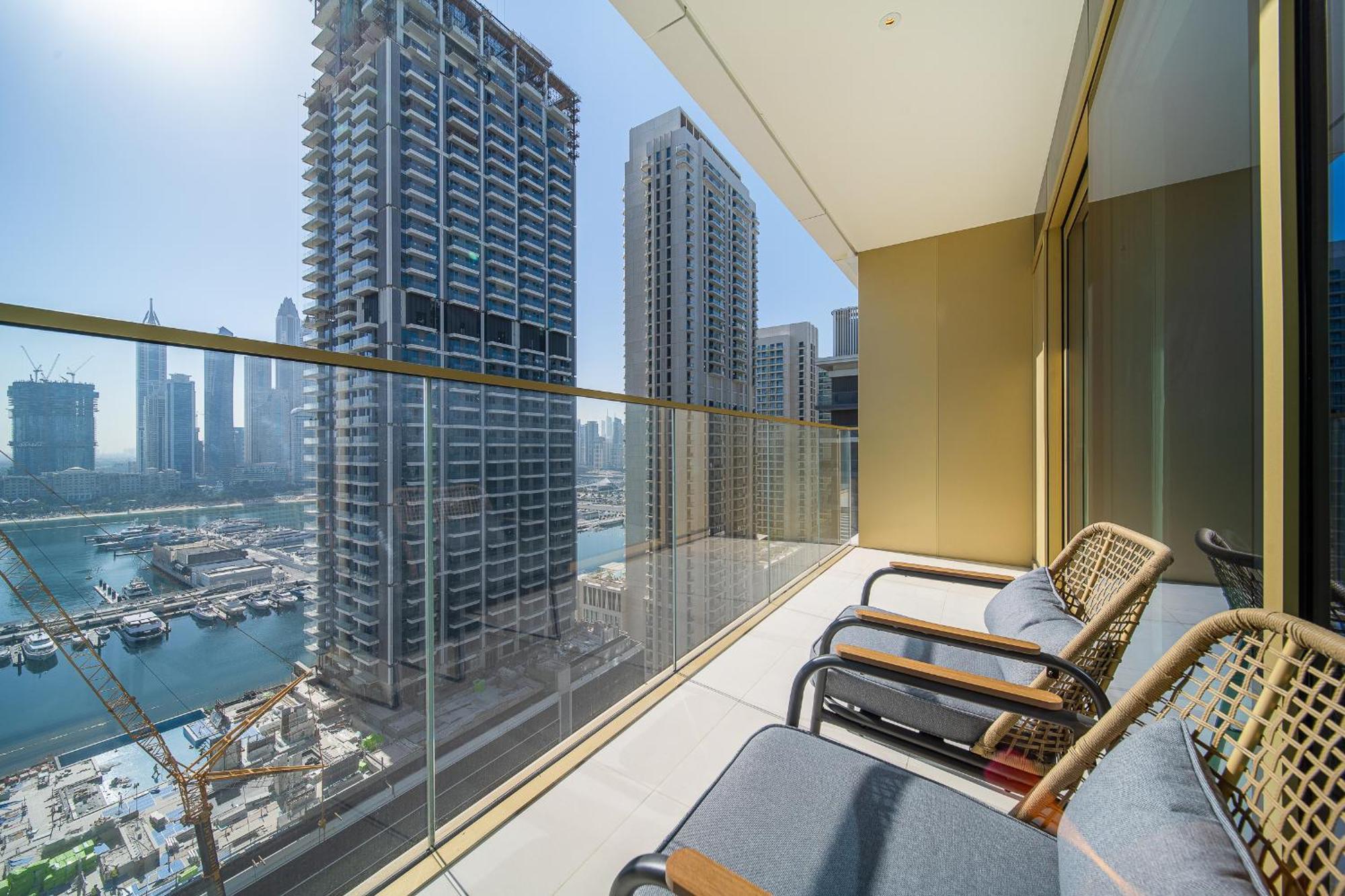 1br Coastal Retreat At Emaar Beachfront * Dubai