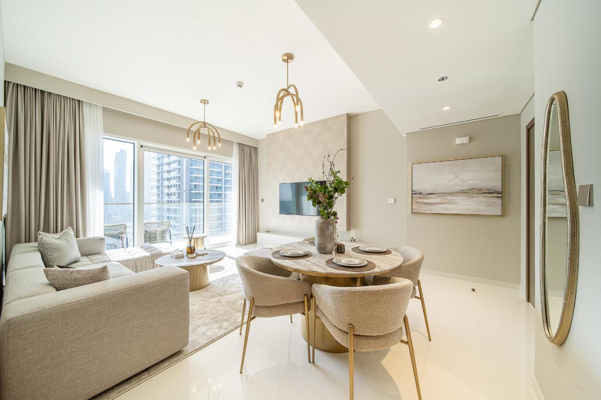 1br Coastal Retreat At Emaar Beachfront Dubai